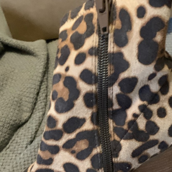 Leopard print boot - Picture 3 of 11